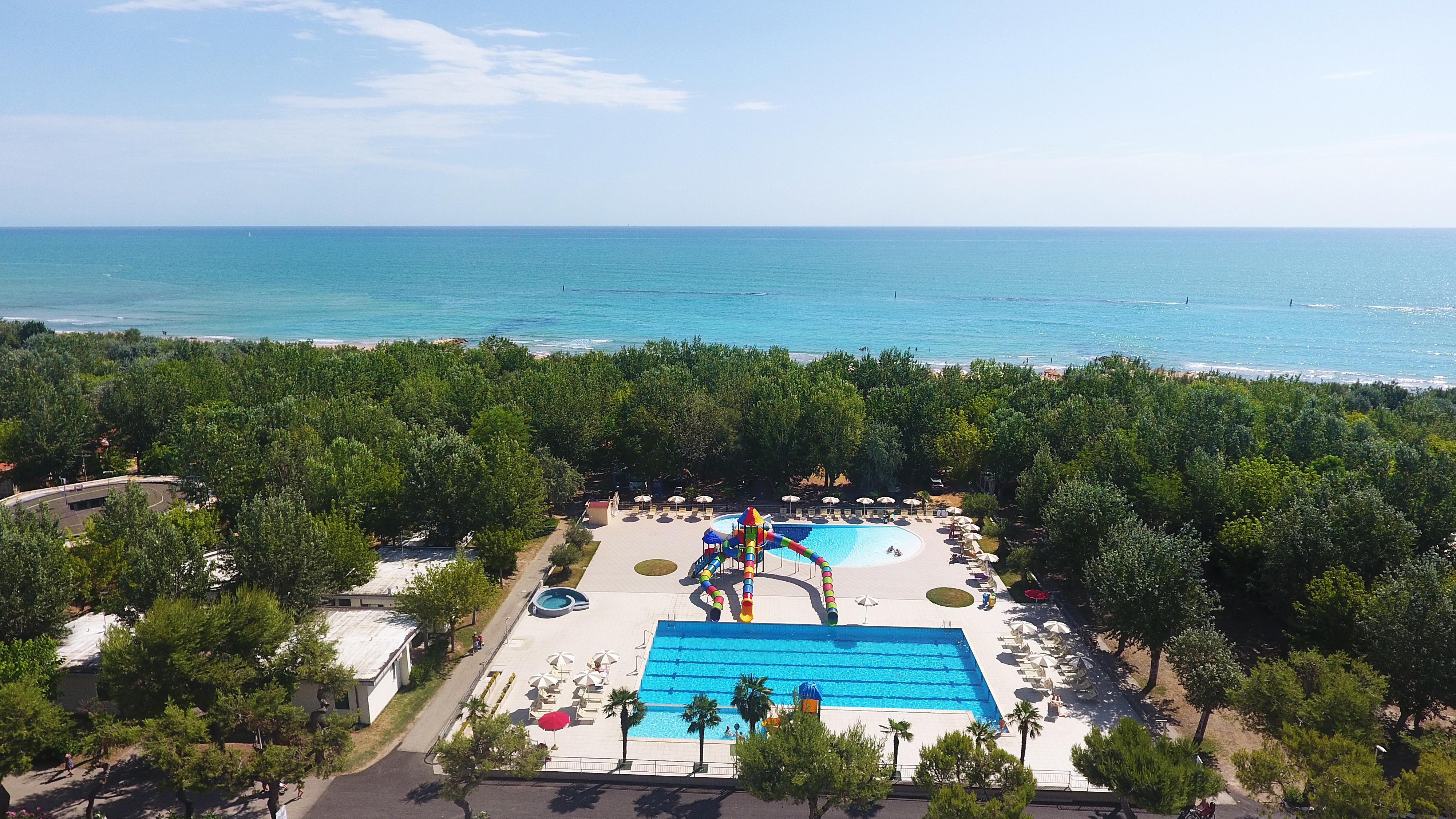 Stork Camping Village Roseto Degli Abruzzi Exterior photo